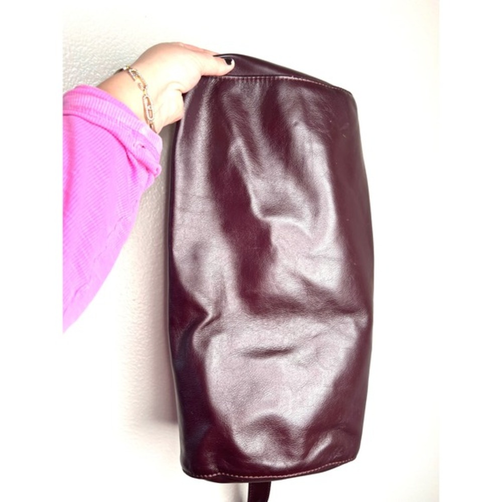 Burgundy Leather Vertical‎ Zip Shoulder Bag Minimalist Wine Adjustable Strap Bag